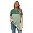 thumbnail image 2 of Camisa Holgada Informal de Punto con Cuello Redondo y Larga con Bloques de Color para Mujer, Color Verde , Talla XL, 2 of 6