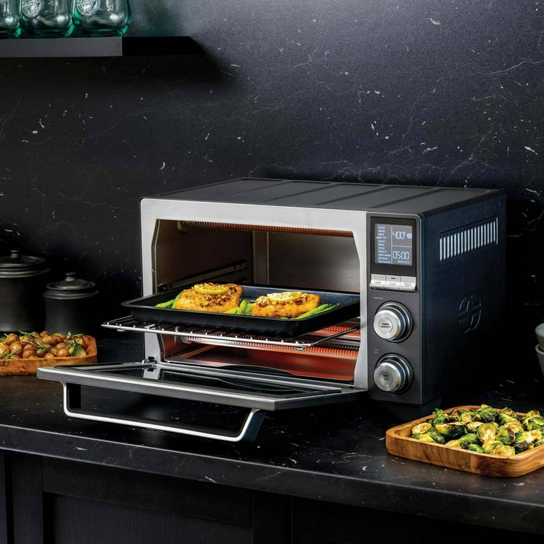 Calphalon Quartz Heat Countertop Toaster Oven with Air Fry, 0.88 Cubic Feet  Capacity