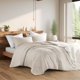 thumbnail image 1 of Regency Heights Juegos de Edredones Tamaño Matrimonial/queen, Ropa de Cama Reversible de 3 Piezas Extra Suave con Fundas de Almohada en Color Topo, 1 of 9