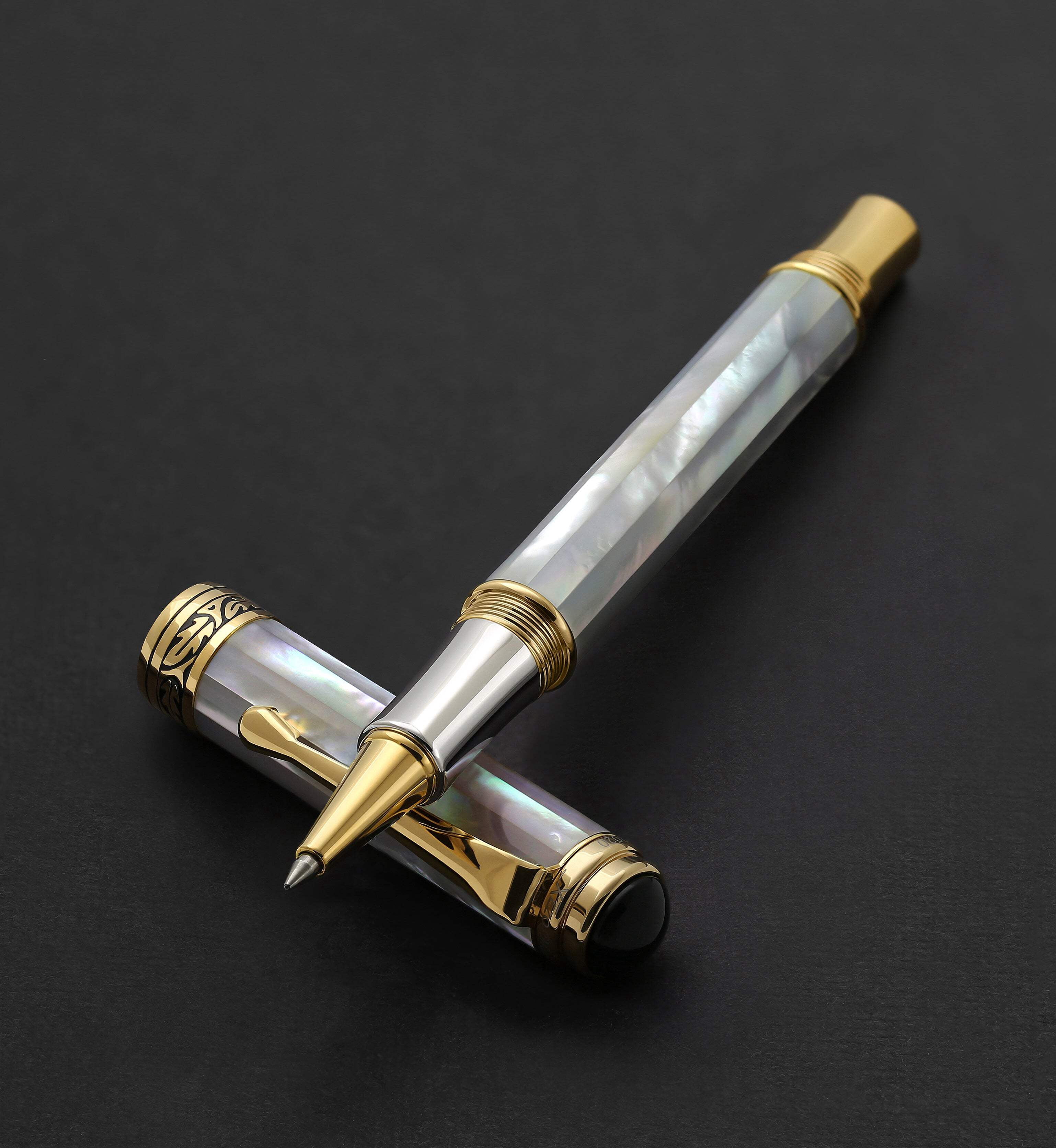 Xezo Xezo Maestro® 18K Gold Plated Rollerball Pen - Oceanic White Mother of Pearl