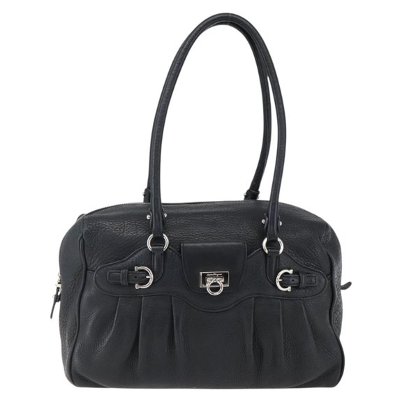 Pre-Owned Salvatore Ferragamo Gancini Buckle Shoulder Bag Leather Black Leather Shoulder Bag Bag