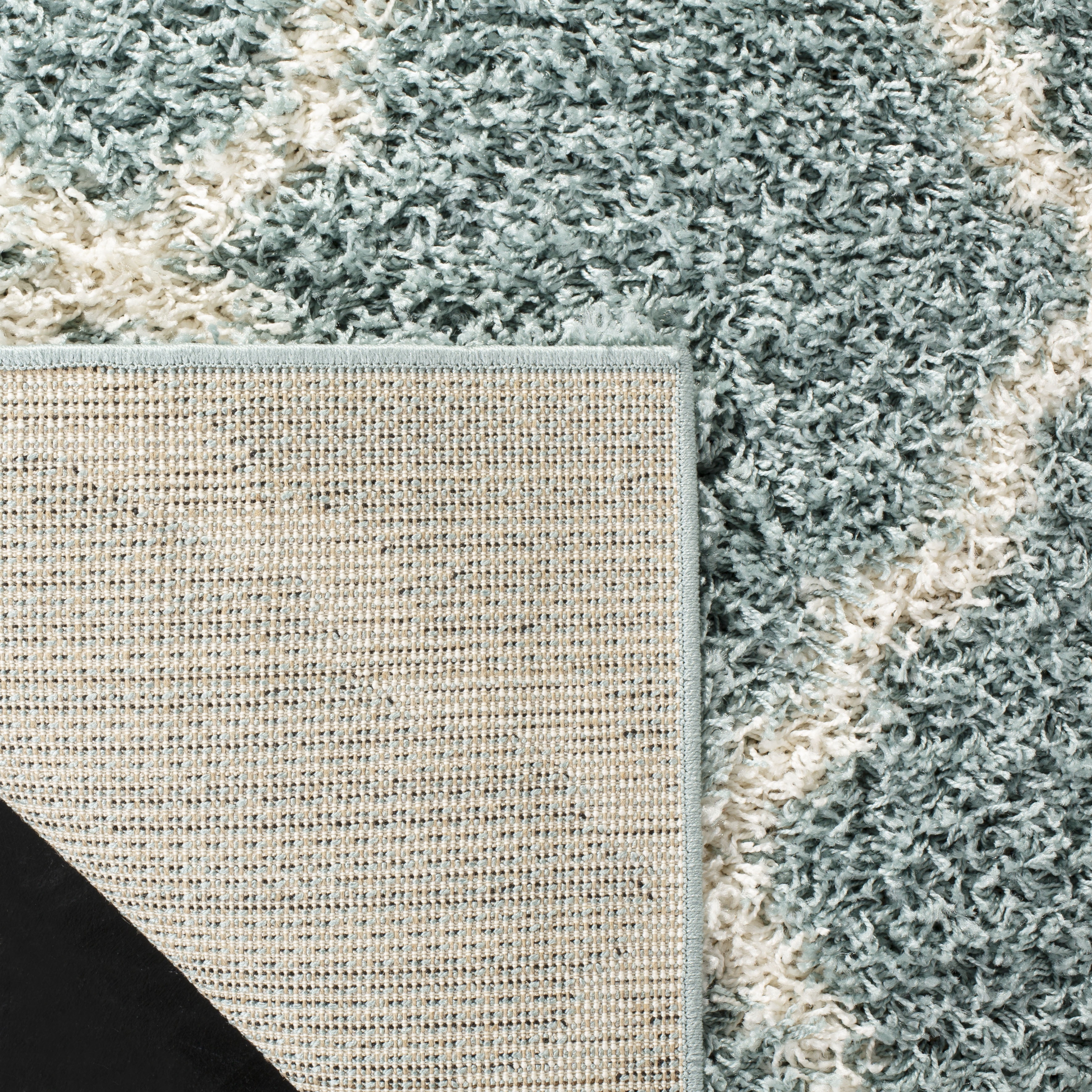 SAFAVIEH Daley Geometric Plush Shag Area Rug, Seafoam/Ivory, 6' x 6' Square
