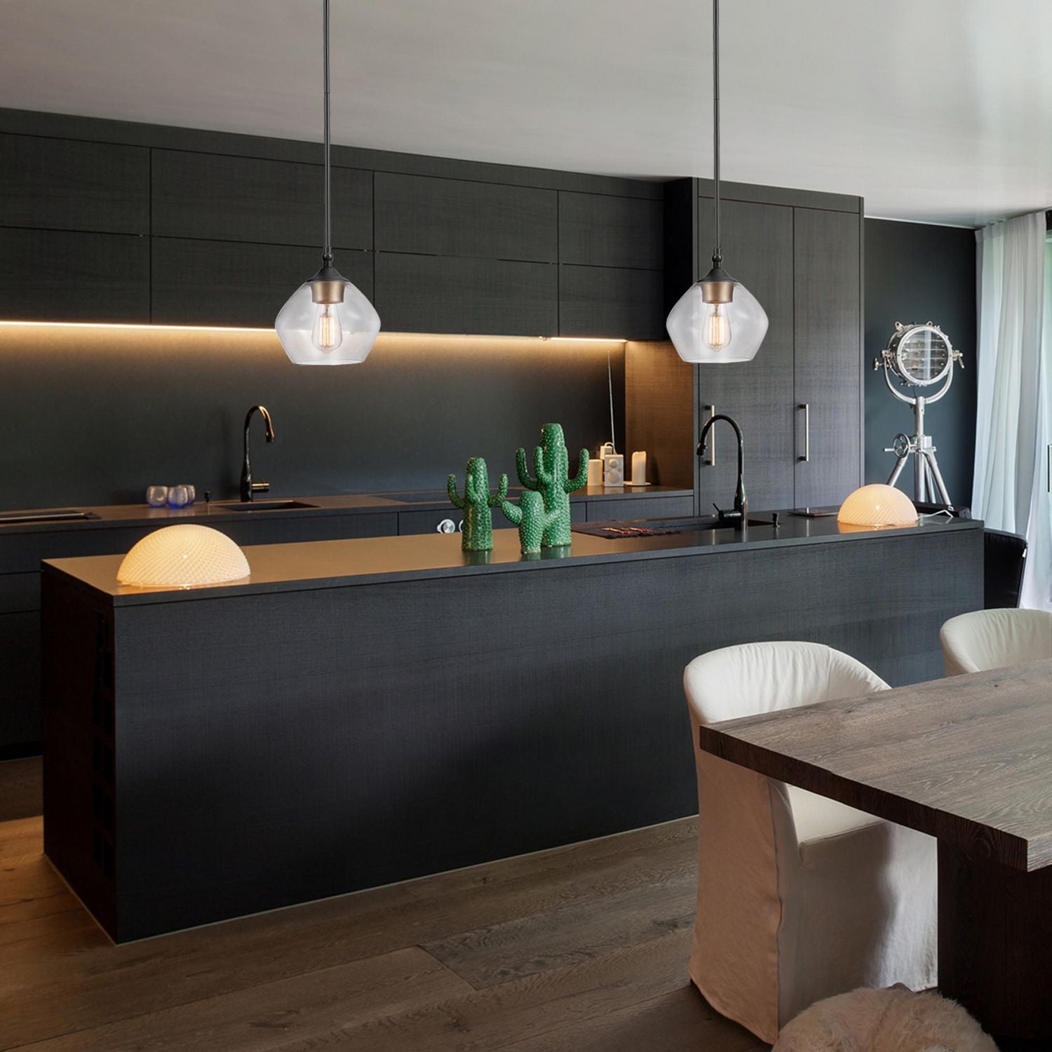 Pendentif de collection Harrow à 1 lumière en noir mat avec abat-jour en verre transparent