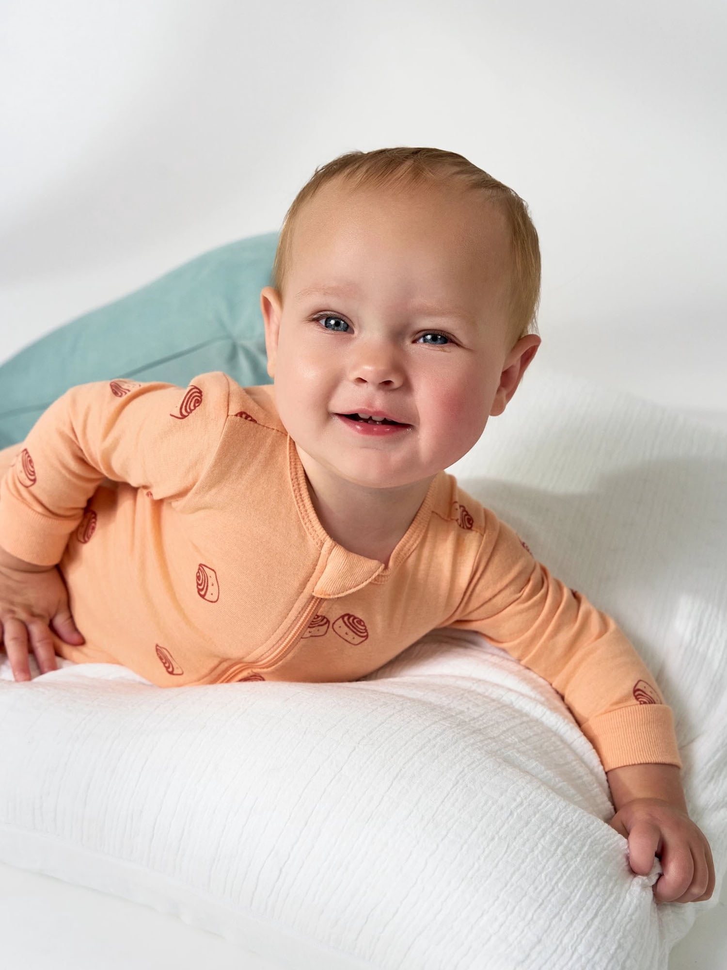 Gerber Baby Neutral Sleep N´ Play 2-Way Zipper Footed Pajamas, 4-Pack, Sizes, Newborn - 6/9 Months