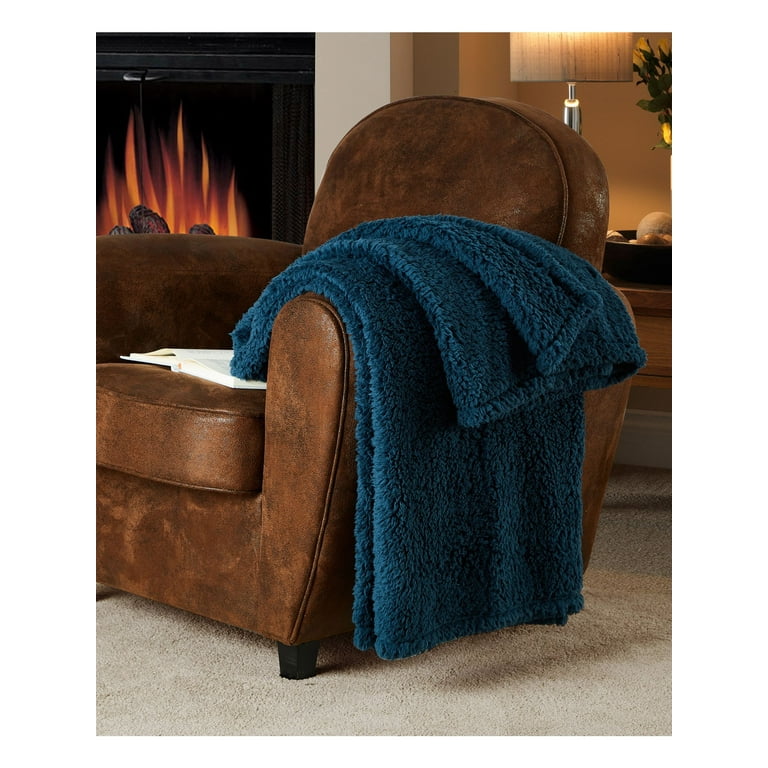 Victoria Classics Fireside NAVY Sherpa Throw 50 x 60