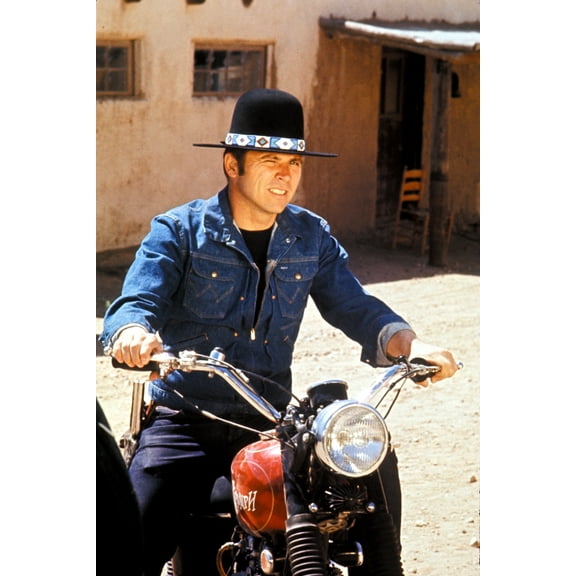 Billy Jack Tom Laughlin 1971 Photo Print (16 x 20)
