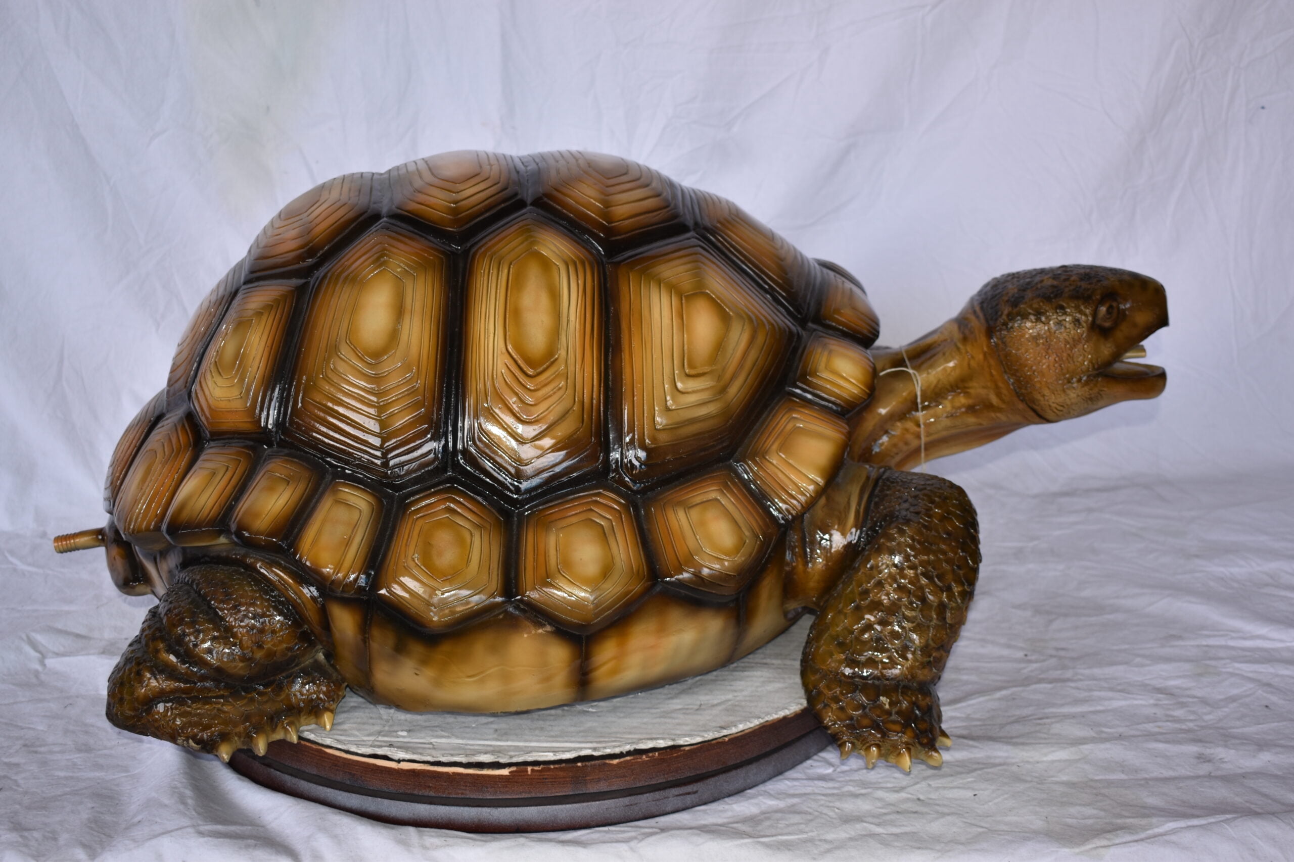 Nifao Giant Tortoise Turtle Outdoor Fountain Statue, Bronze Garden Water Feature Sculpture with Light Brown Finish for Patio & Yard – Garden Outdoor Decor Sculpture, 24"L x 38"W x 16"H