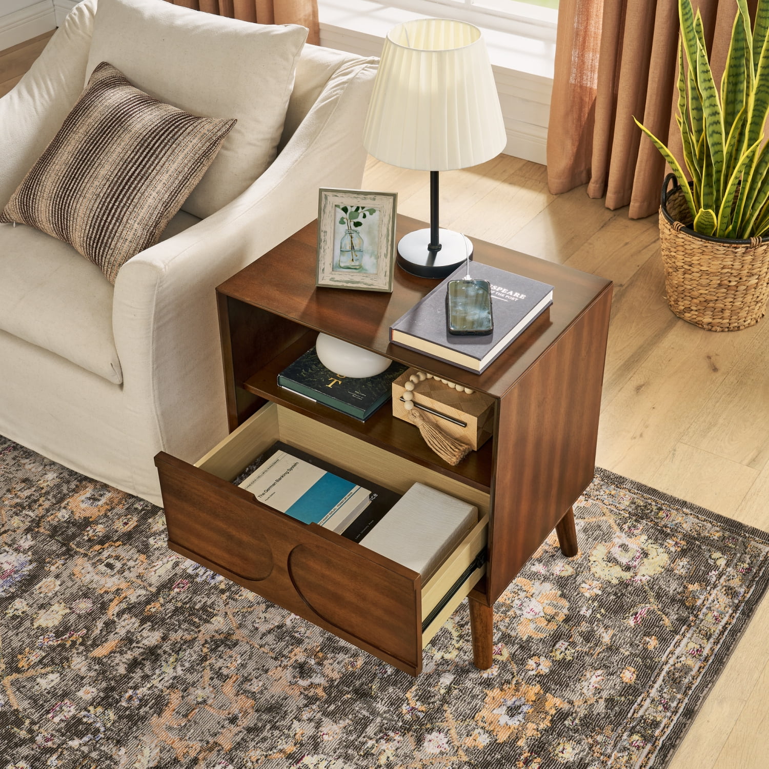 Mid Century Modern Fluted Nightstand with USB Charging Station, 4 Solid Wood Legs, and Farmhouse Style Storage Walnut Brown Retro Decor for Living Rooms & Bedrooms