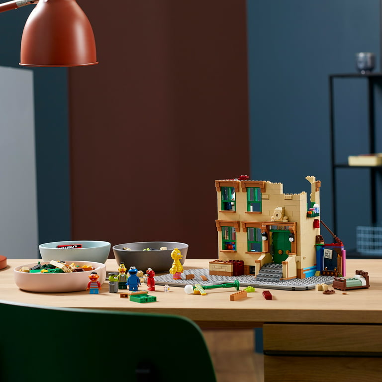 LEGO Ideas 123 Sesame Street 21324 Creative Building Toy (1,367 Pieces)