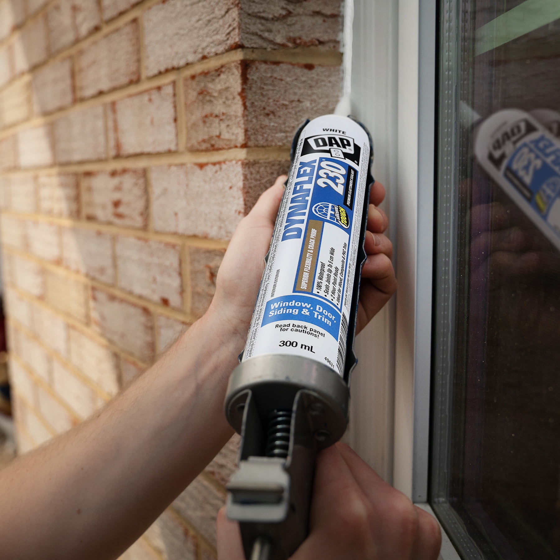 DAP Dynaflex 230® Premium Elastomeric Caulking Sealant. Advanced Latex Formula with Silicone-like Toughness, Indoor/Outdoor, Cartridge, White, 300 ml