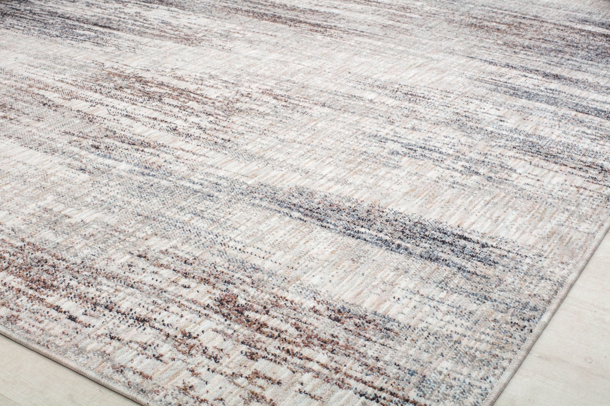 Mason Brooks Cressida CA20A Misty Silver Abstract Contemporary Gray Area Rug, 2'6" x 8'