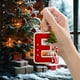 thumbnail image 1 of Colgante de Árbol de Navidad Acrílico 2D | Adorno con Iniciales de 26 Letras | Decoración Navideña de Doble Cara para Árbol de Navidad, Hogar, Mochila y Coche | Regalo Familiar para Fiestas de Navida, 1 of 6