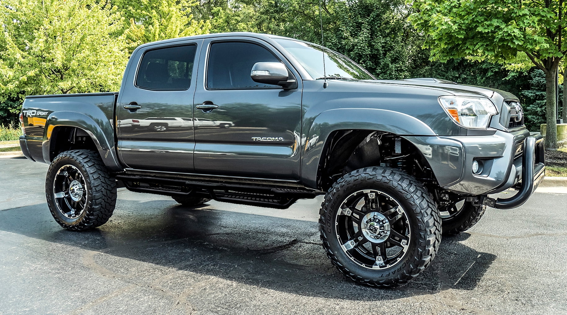 Vijay Running Boards Compatible with 2005-2023 Toyota Tacoma Double/Crew Cab 4-Door Bolt-on Side Steps Rails Steel Nerf Bars