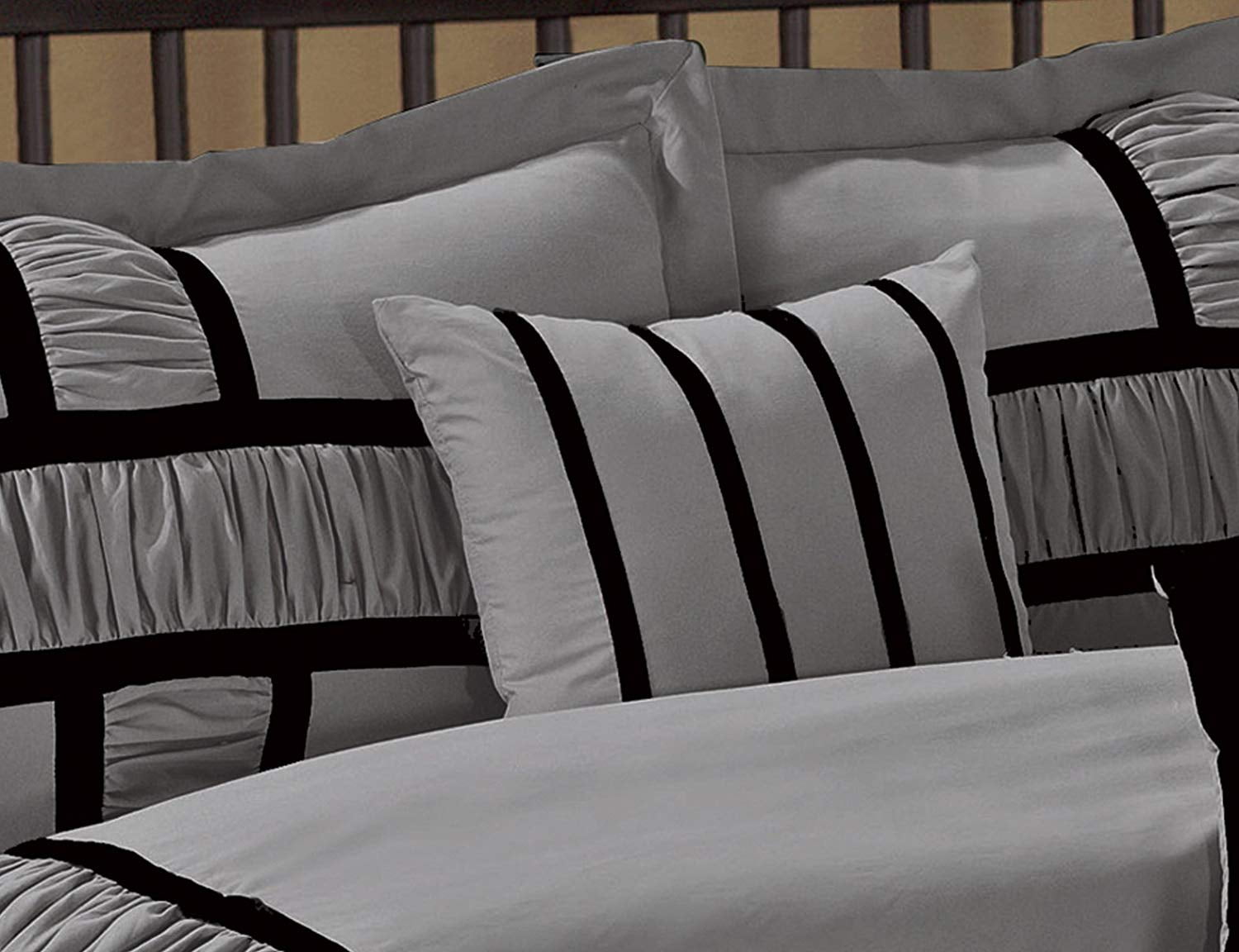  KAKIJUMN 7 Piece Bed in a Bag Stripe Comforter Set Full Size,  White Grey Black Patchwork Striped Comforter and Sheet Set, All Season Soft  Microfiber Complete Bedding Sets(Grey,Full) : Home 