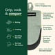thumbnail image 5 of Guantes de cocina Cuisinart Mini resistentes al calor, 14 cm x 18 cm, cambray, 5 of 7