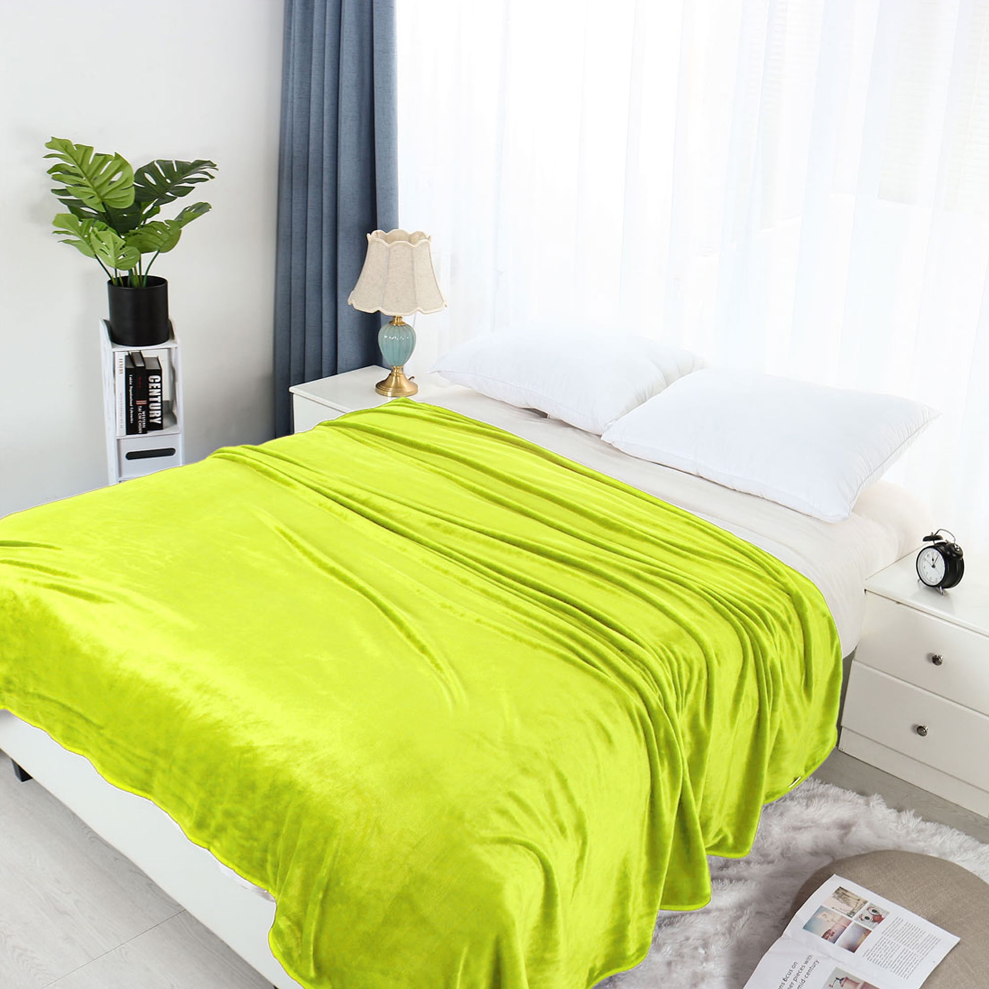 King Size 108" x 90" in Tan Lightweight 200 GSM Polar Fleece Bed Blanket 