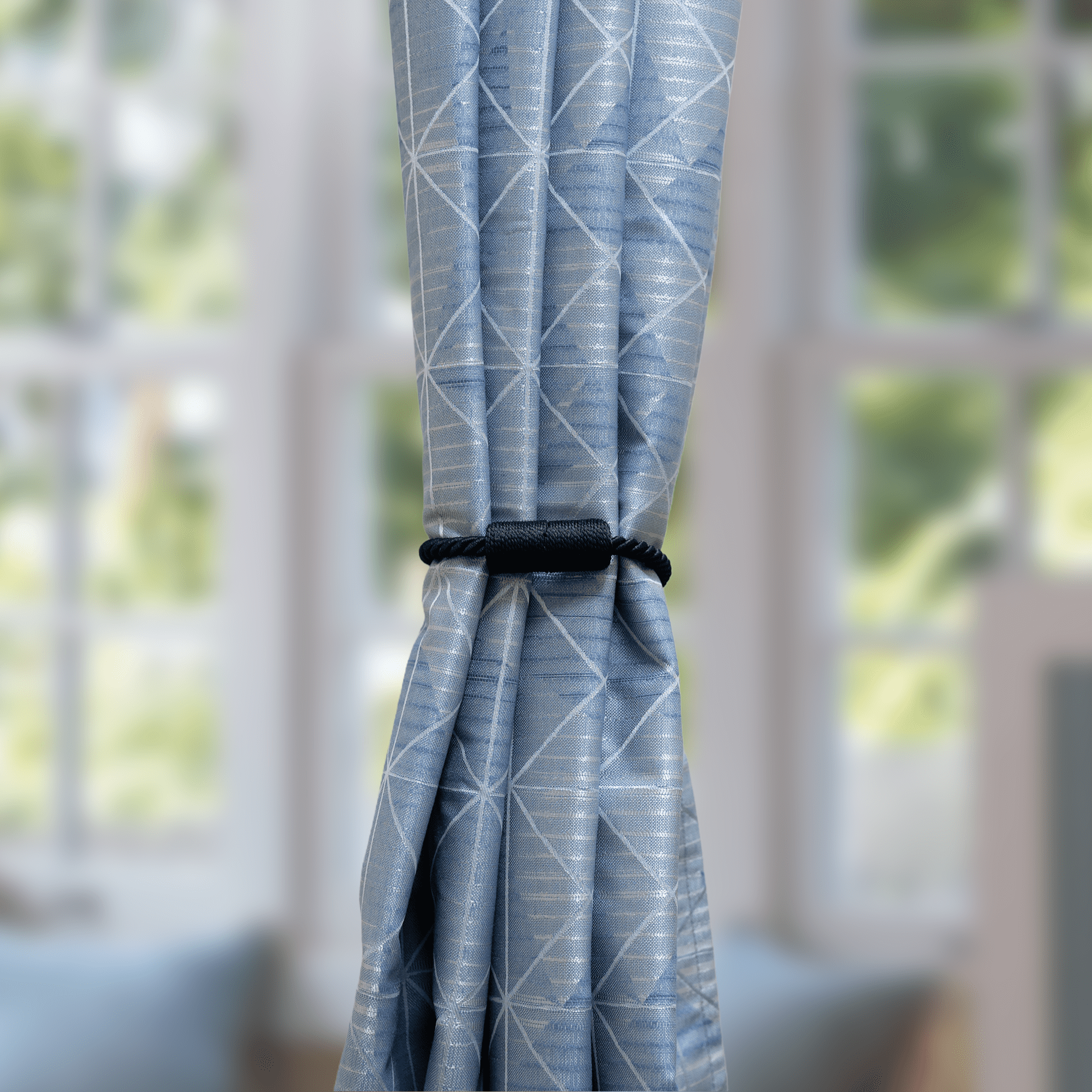 Mainstays 2-Pack Magnetic Tiebacks for Curtains, 17.5 Inch - Black