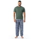 thumbnail image 1 of Set de Pijama IZOD para Hombre con Camiseta de Manga Corta y Pantalones, 1 of 5