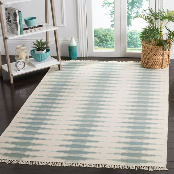SAFAVIEH Kilim Wynonna Geometric Wool Area Rug, Ivory/Blue, 7' x 7' Square