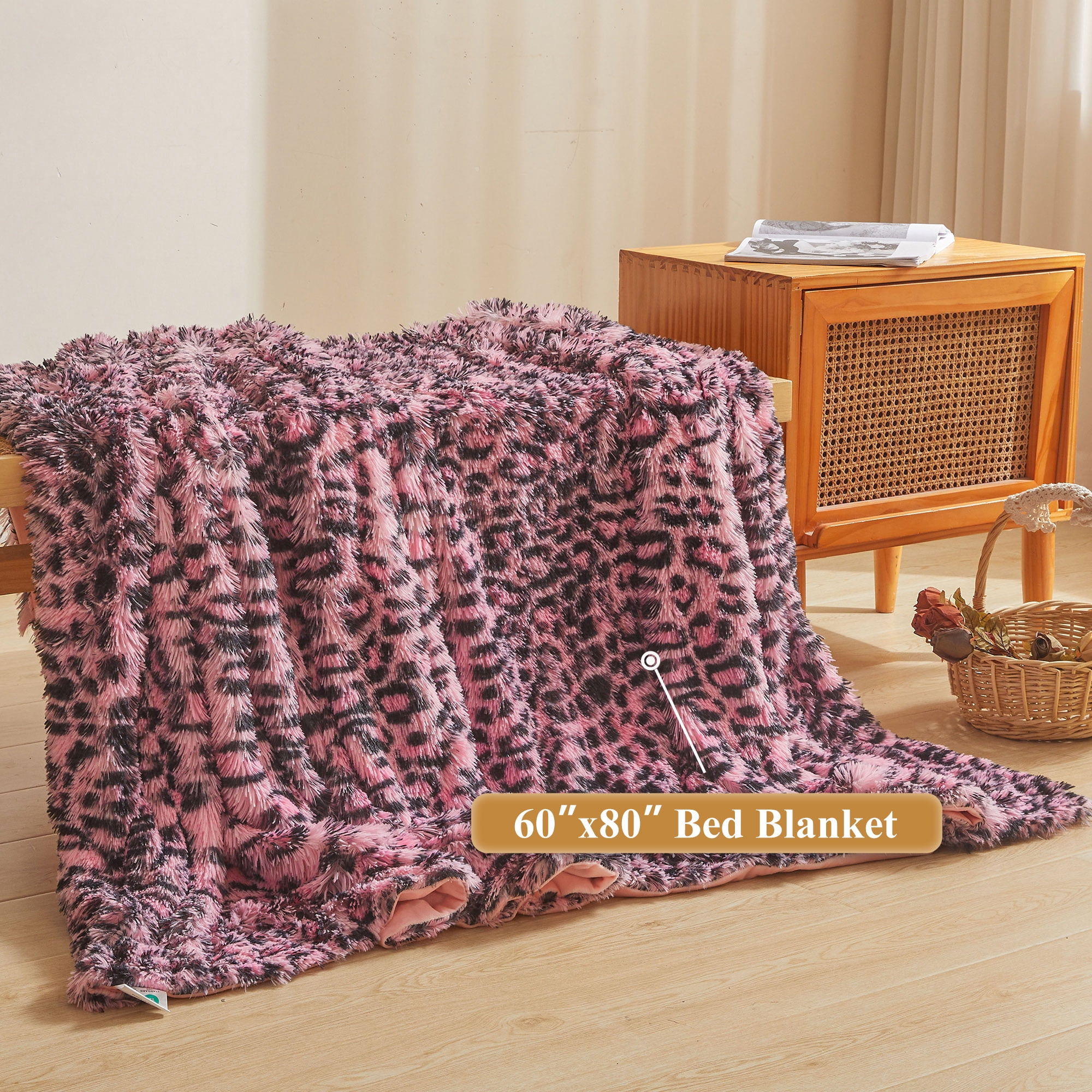 XeGe Faux Fur Leopard Print Blanket, Soft Cheetah Print Fluffy Bed Blanket, Shaggy Plush Decorative Couch Throw, Cute Animal Print Fuzzy Throw for Sofa Bed Couch, Black and Pink, 60x80