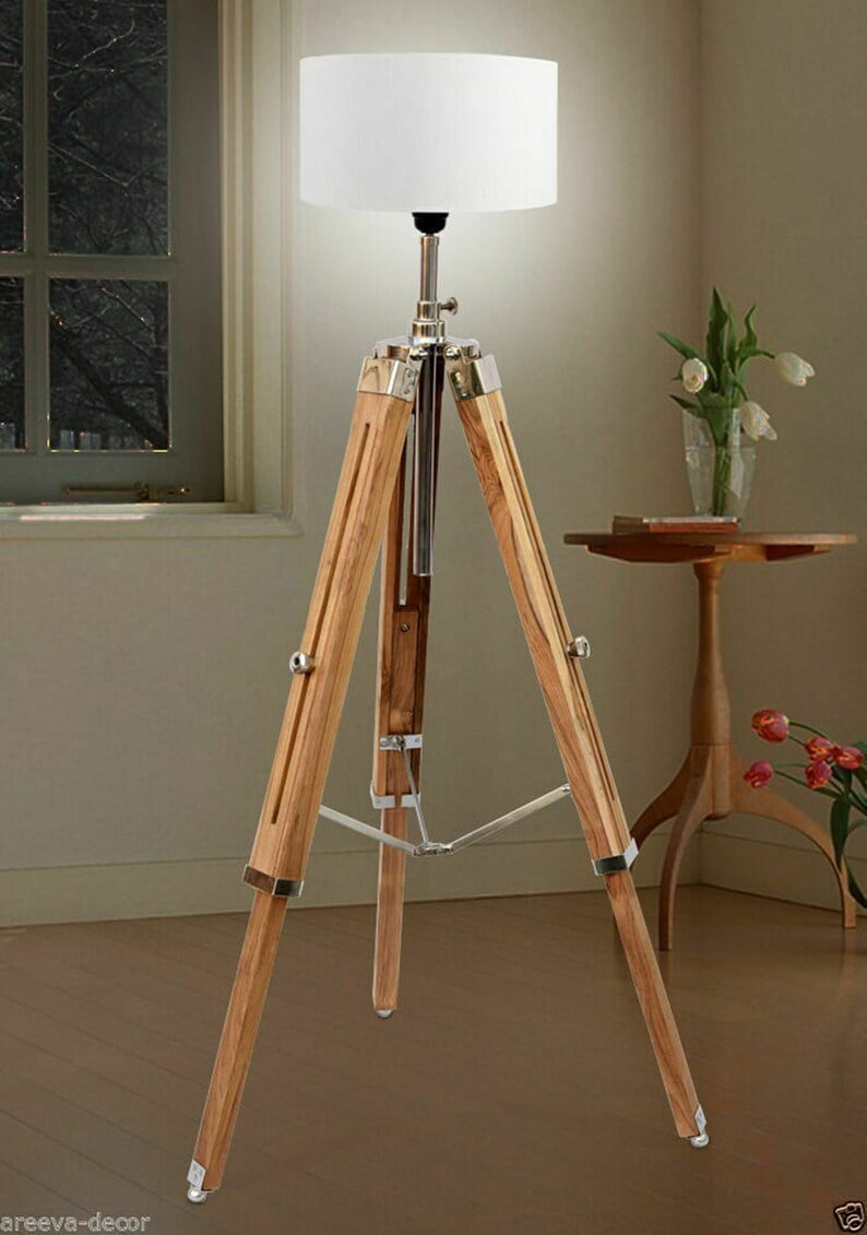 Classic Studio Floor Lamp Adjustable Wooden Tripod Lamp Stand Christmas Light Room Decorative ...
