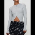 thumbnail image 4 of Suéter Corto Informal de Larga con Cuello Halter, Botones y Abertura Frontal para Mujer Gris M, 4 of 7