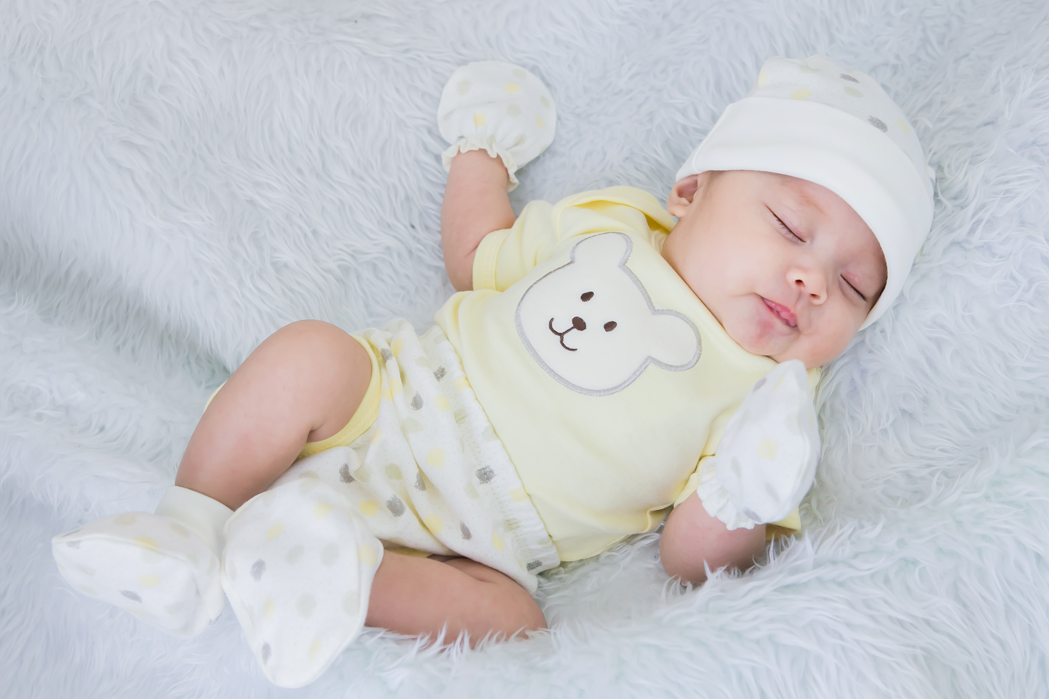 Baby Bright Newborn Baby Boy Clothes Essentials Shower Gift Set - 14 Pieces, 0-3 Months - image 4 of 6