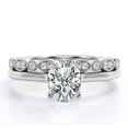 thumbnail image 1 of JeenMata Anillo Nupcial con Filigrana Decorativa Milgrain de 1,75 Quilates con Engaste en Punta Ovalada en Baño de Oro Blanco de 18 K sobre Plata (Personaliza la Banda de Tu Anillo de Bodas), 1 of 5