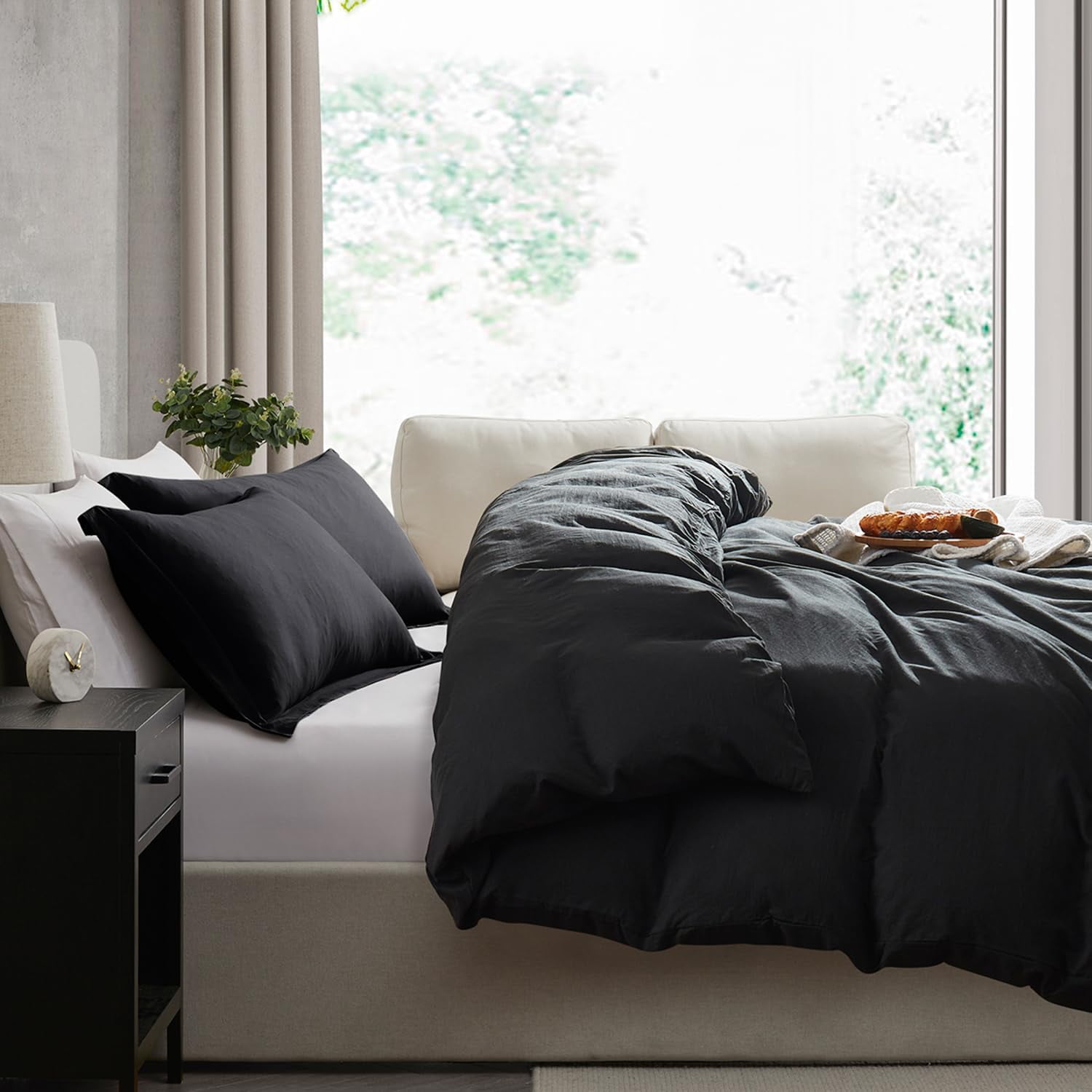 Virtu 3-Piece Duvet Cover Set, Soft Prewashed Bedding Set Queen with Pillow Shams, Black