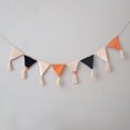 thumbnail image 2 of Bandera colgante de triángulo de punto colgada en la habitación de los niños: naranja JAMW Sencillez, 2 of 5