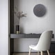 thumbnail image 2 of Reloj de pared moderno, silencioso, sin tictac, decorativo, funciona con pilas, redondo. Negro, 2 of 8