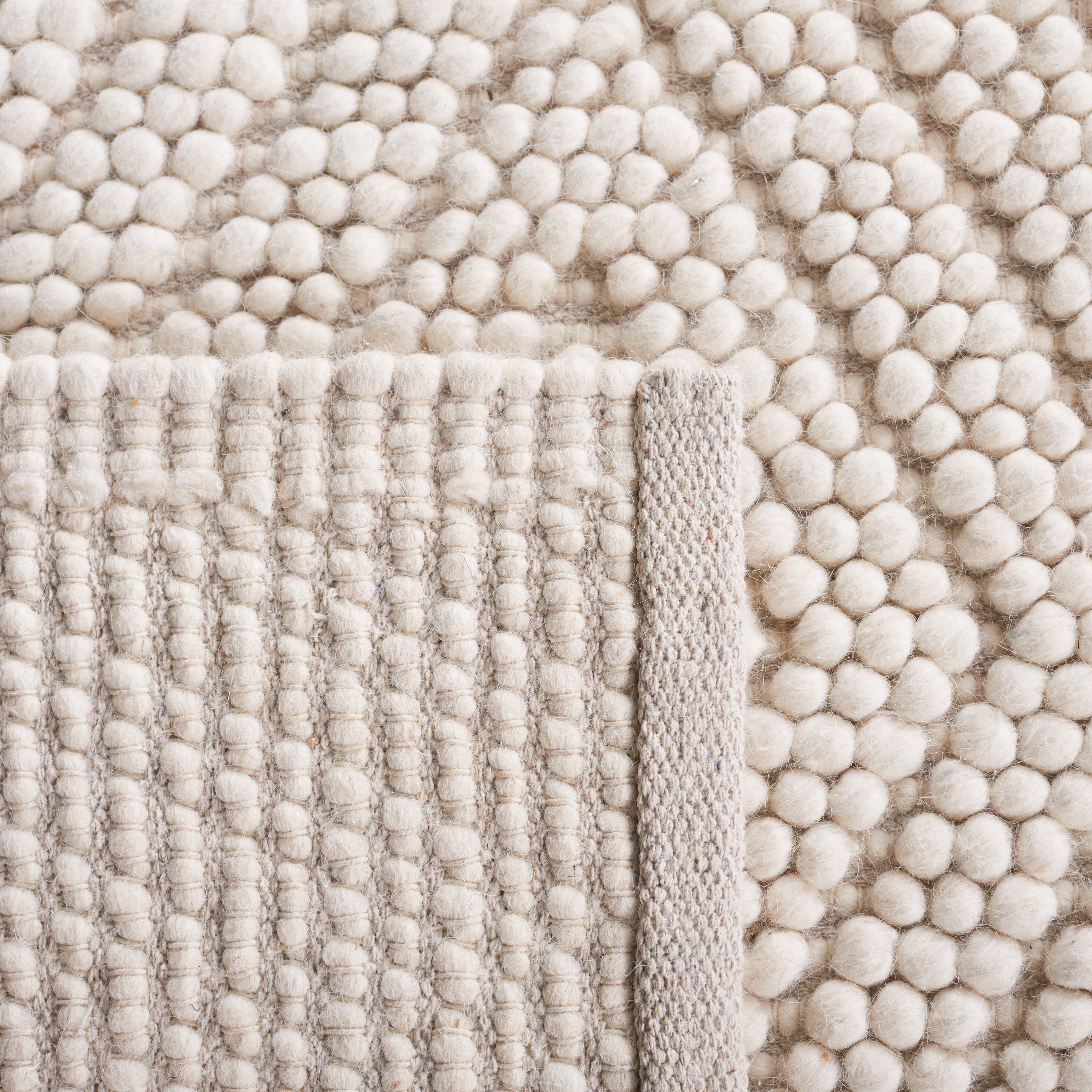 SAFAVIEH Natura Aylen Diamond Area Rug, Ivory, 6' x 9'