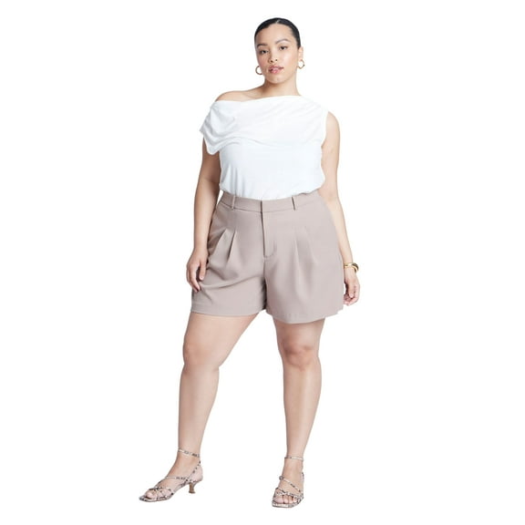 ELOQUII Women's Plus Size The Fluid Crepe Short
