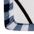 thumbnail image 4 of Juego de sábanas Elegant Comfort con forro polar de franela y terciopelo Cal King, 4 of 9