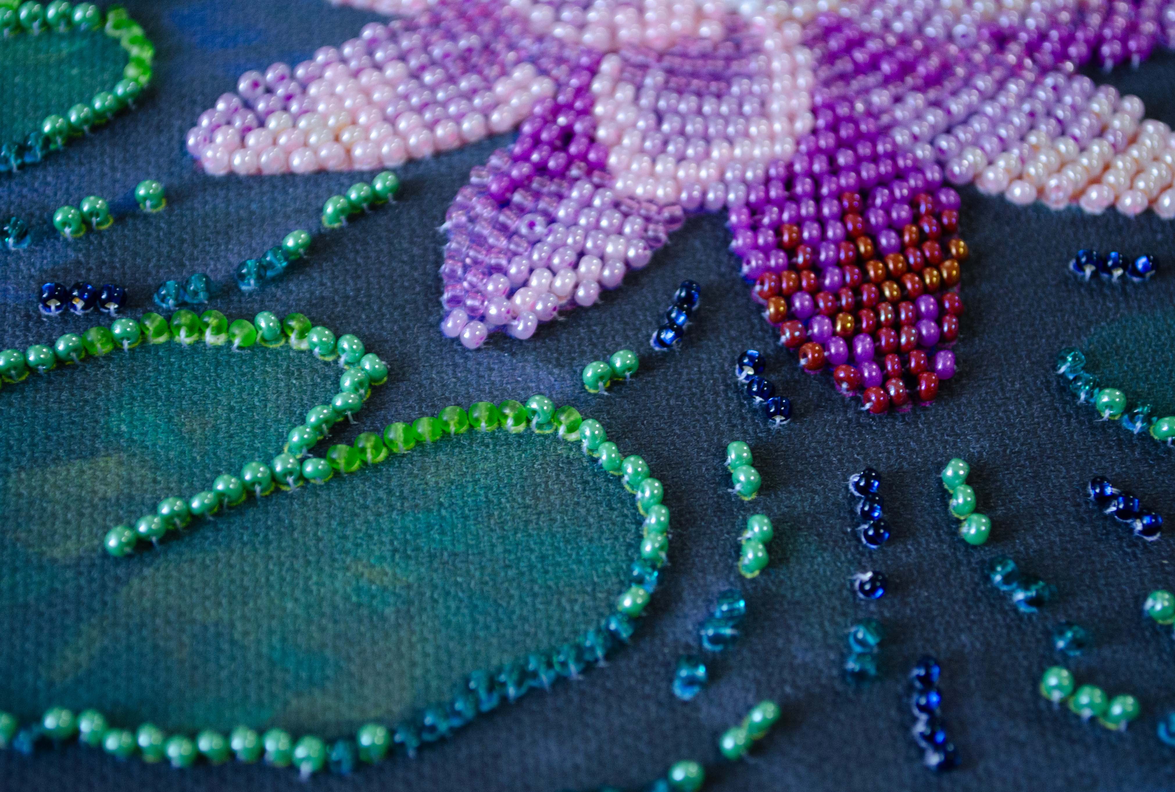 Mini Bead embroidery kit - Water lily AM-262