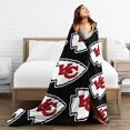 thumbnail image 4 of Manta de microfibra ultrasuave de los Kansas City Chiefs. Manta de microfibra de lujo para todas las estaciones, cálida para ropa de cama, sofá y viajes., 4 of 5
