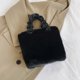 thumbnail image 5 of Bolso mullido para mujer con colgante de bola de piel, Bolso de hombro peludo para viaje de compras, 5 of 6