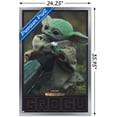 thumbnail image 2 of Star Wars : The Mandalorian Saison 2 - Grogu, 2 of 4