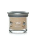 thumbnail image 2 of Vela Yankee Candle Pequeña Vaso Ámbar y Sándalo 125 mL, 2 of 6