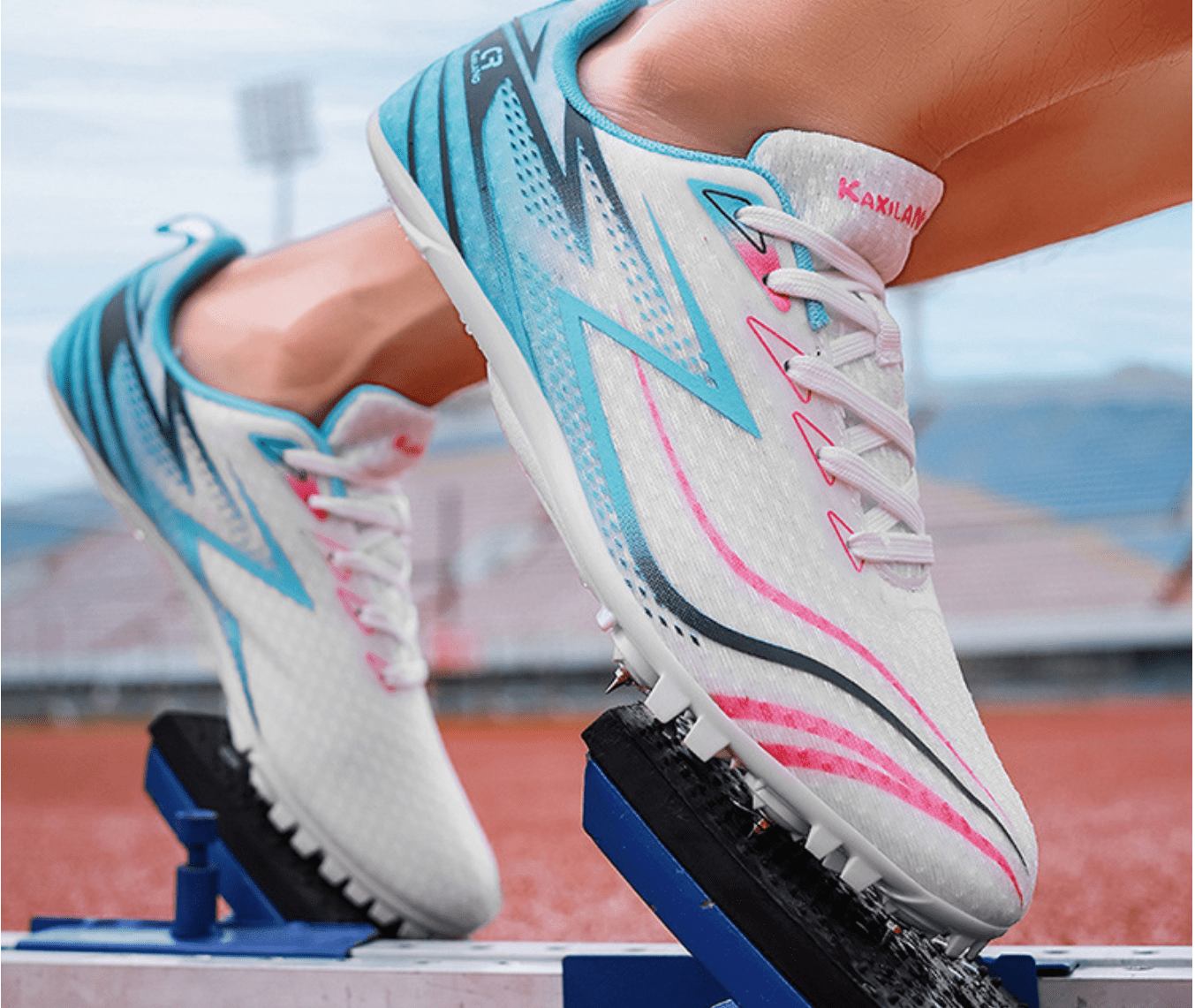 ChiVerve Track and Field Shoes for Men Women 8 Spikes Boys and Girls Kids Running Racing Shoes
