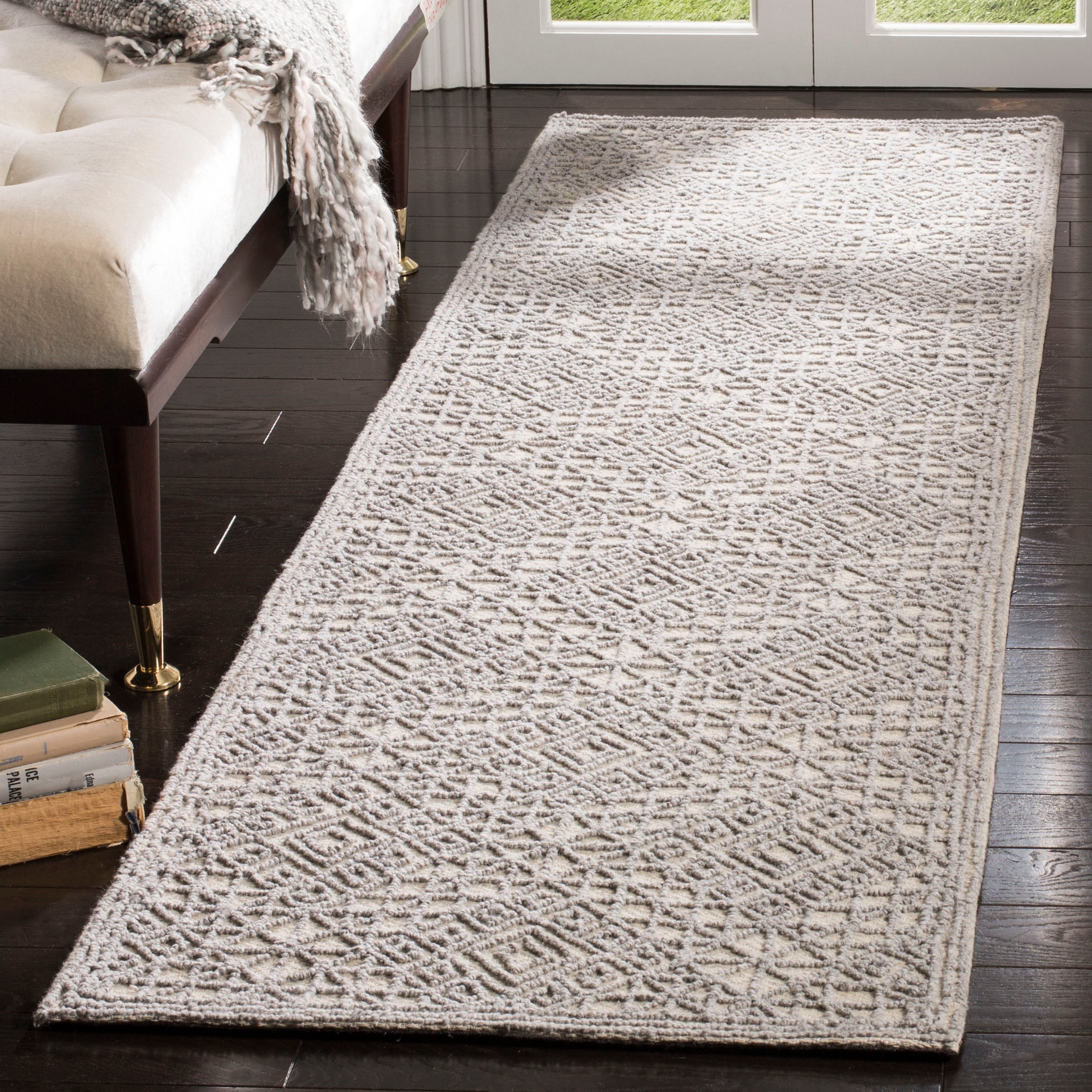 Safavieh Trace Fionntan Geometric Area Rug or Runner