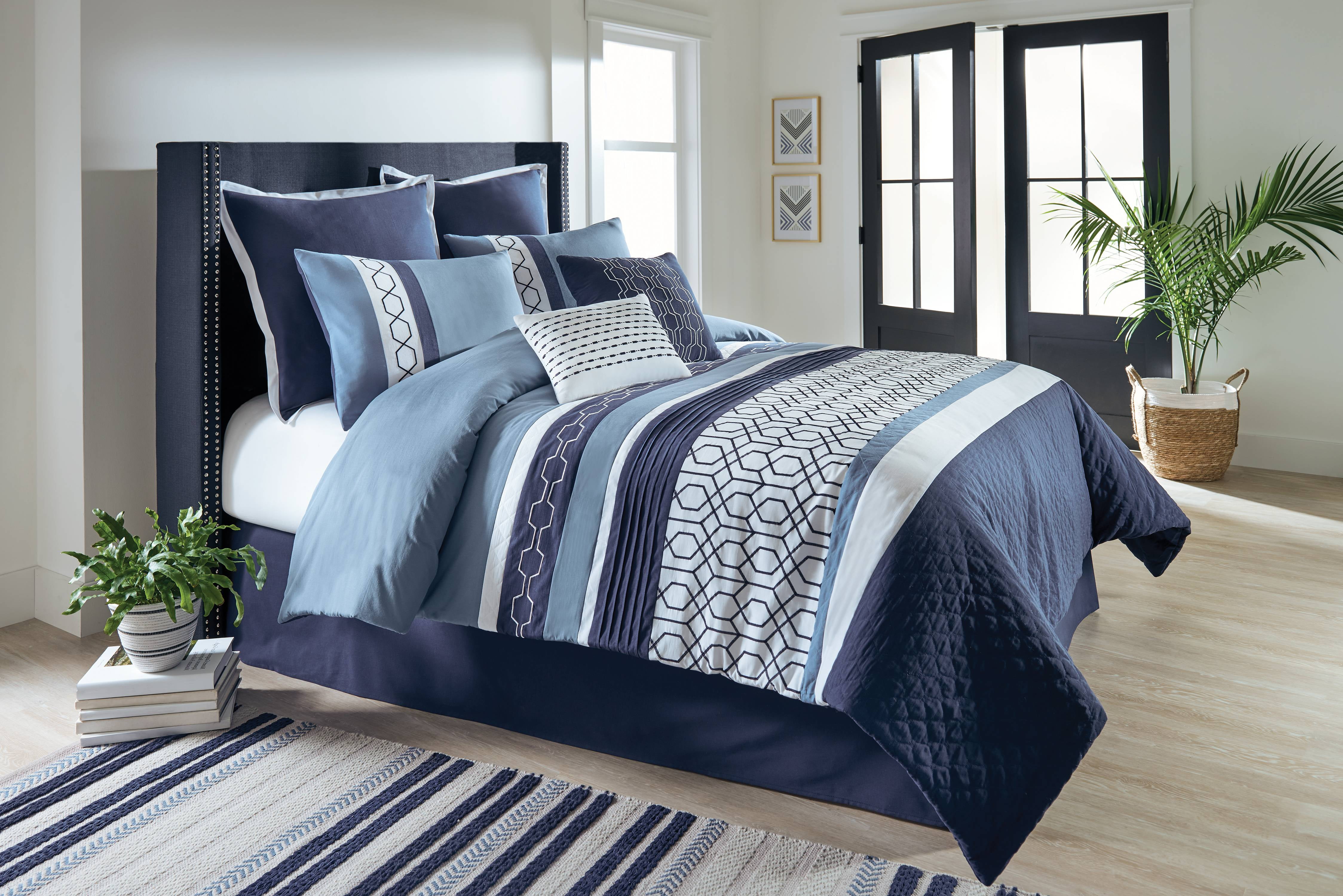 Better Homes & Gardens Full or Queen Geometric Navy ...
