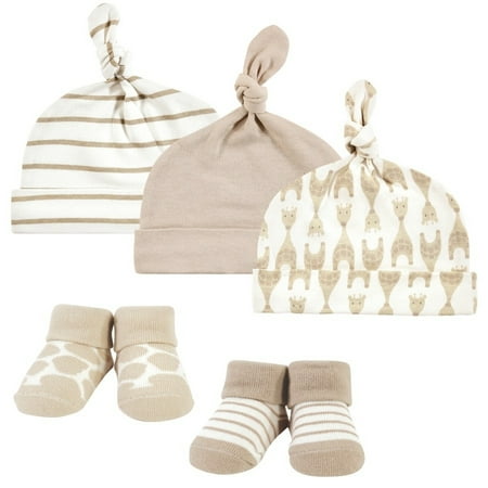 

Hudson Baby Unisex Cap and Socks Set Modern Giraffe 0-9 Months