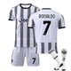 thumbnail image 1 of Un conjunto de camiseta local de talla 7, combinado con calcetines., 1 of 2