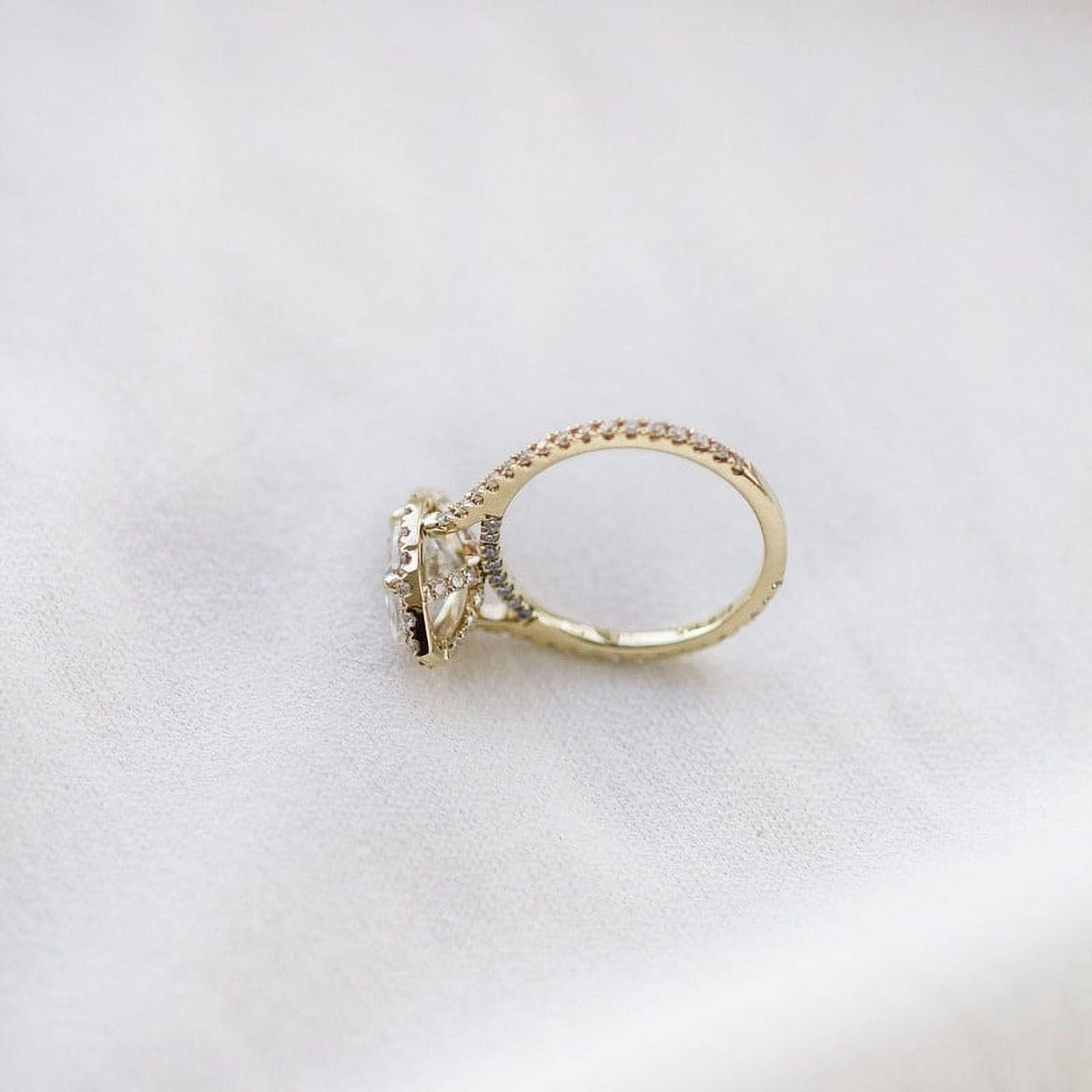 solitaire jewels 1.5CT Marquise Moissanite Halo Engagement Ring For Women, 14K Yellow Gold