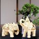 thumbnail image 4 of de estatua de resina coleccionable escultura de escritorio de animales arte de moda artesanía soporte para , regalos, oficina, Beige Macarena estatua de escultura de escritorio, 4 of 7