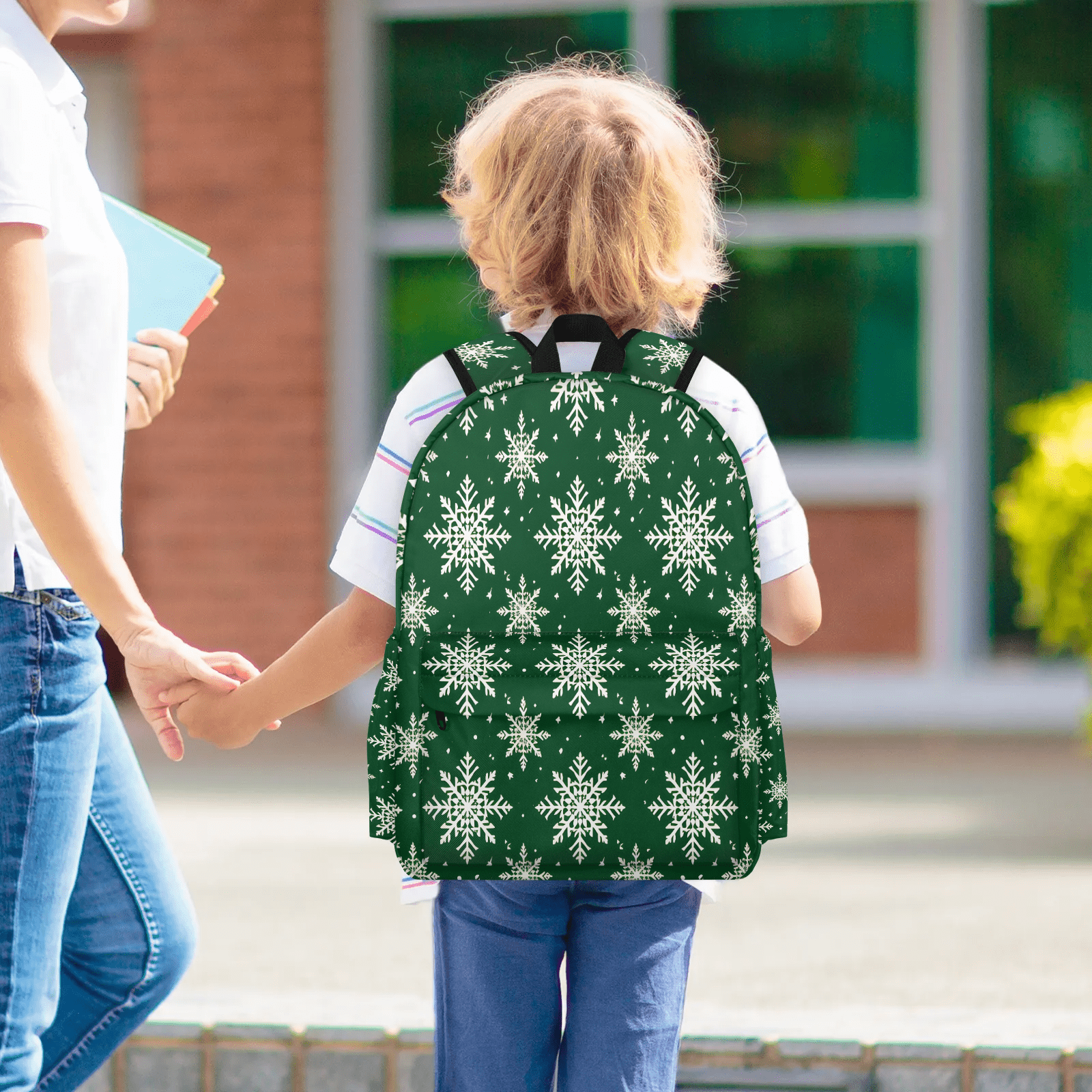 Herdesigns Snowflake Backpack for Men Women, Lightweight Laptop Backpack 16.3 Inch Green Christmas Casual Daypack for Travel Work Commuter