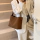 thumbnail image 2 of Bolso Bandolera 6012bag (Marrón), 2 of 9