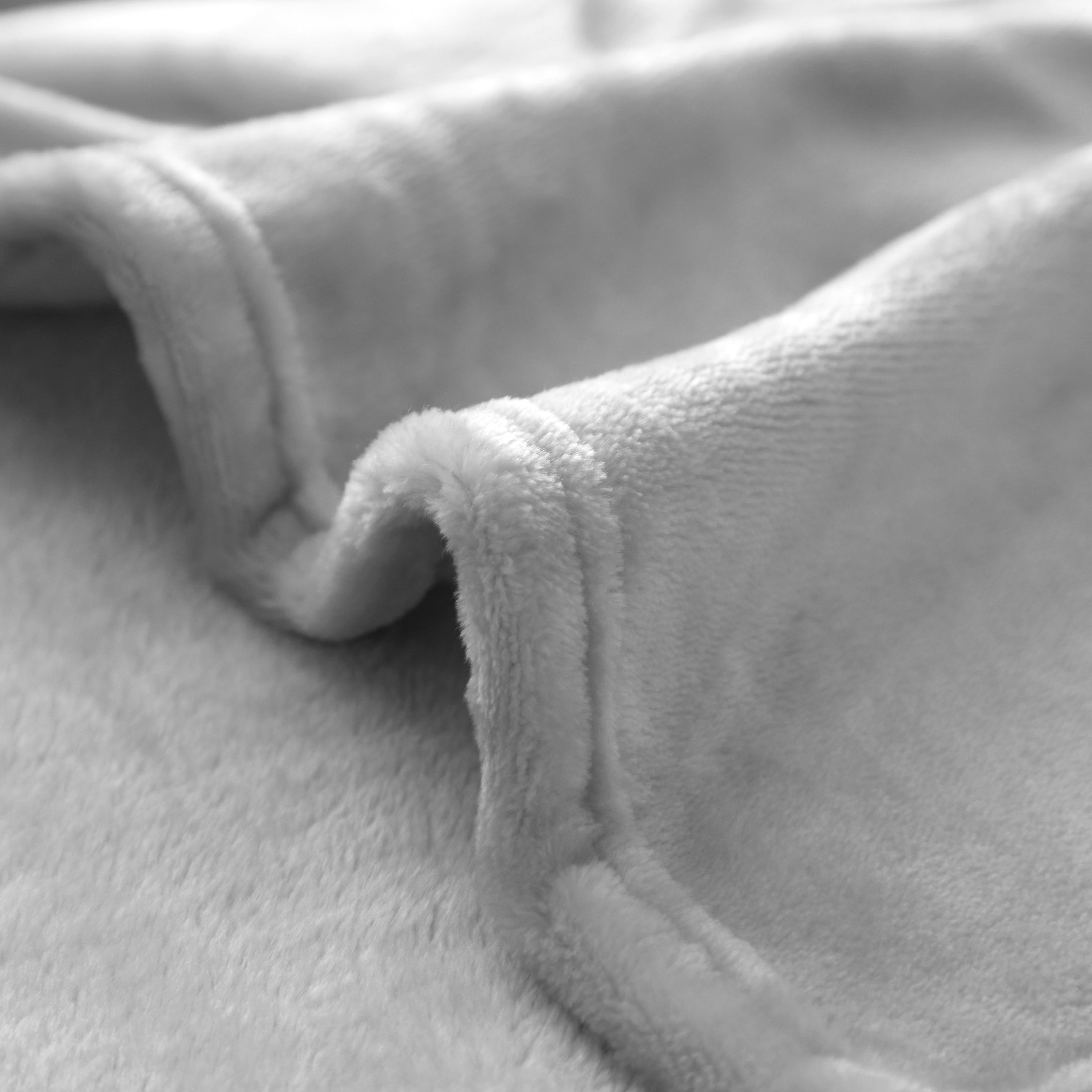 Serta So Huge Oversized Fleece Blanket, 10 Feet x 10 Feet, Grey