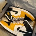 thumbnail image 2 of Jordan 1 MID, 2 of 4